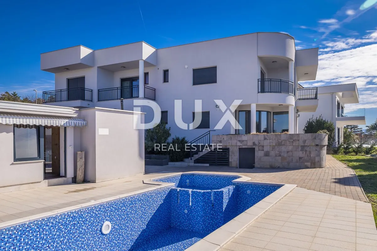 Kuća - Crikvenica, 390m2