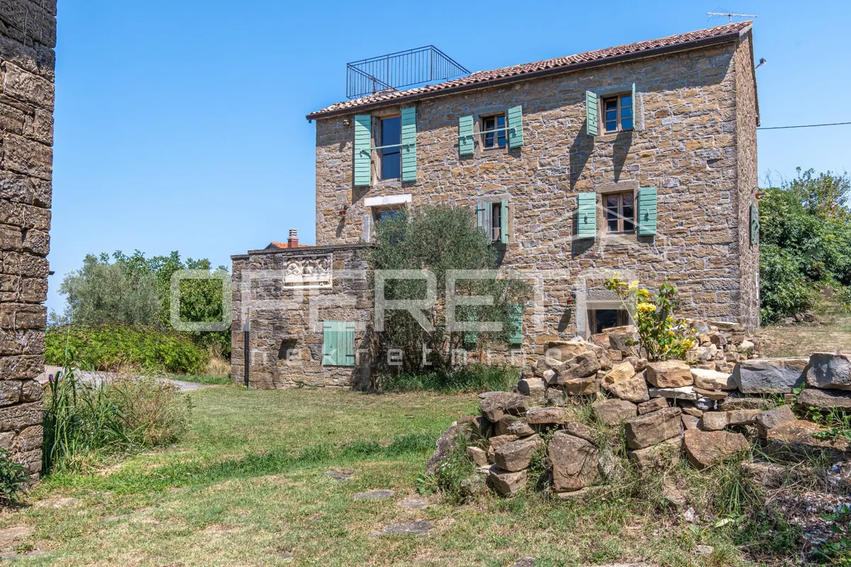 Kuća - Buje, Buje, Buje, 200m2