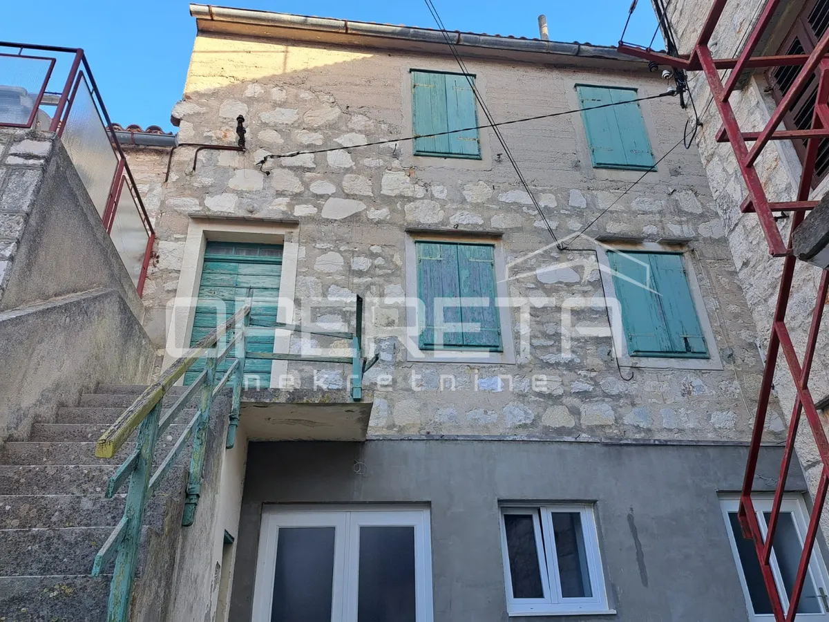Kuća - Centar, Vis, Vis, 228m2