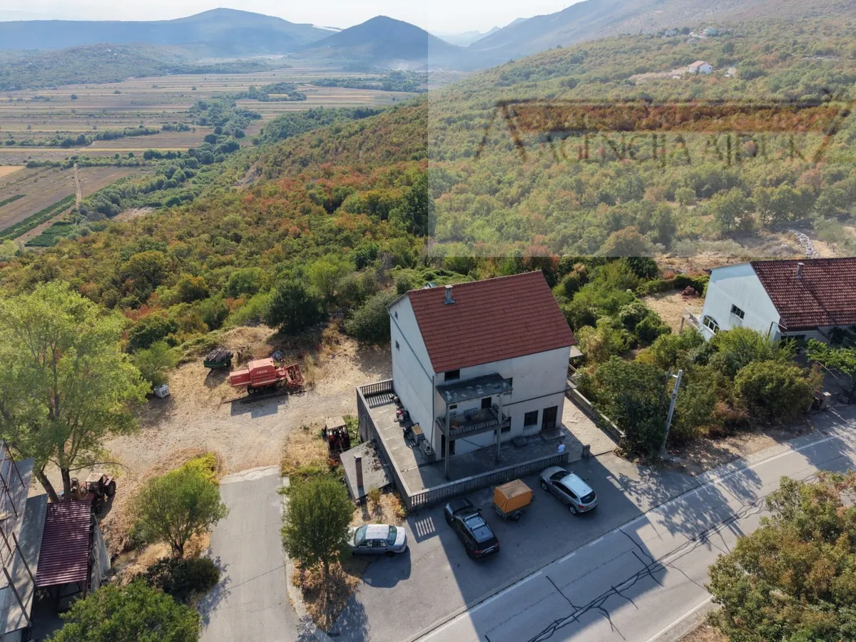 Kuća - Imotski, 540m2