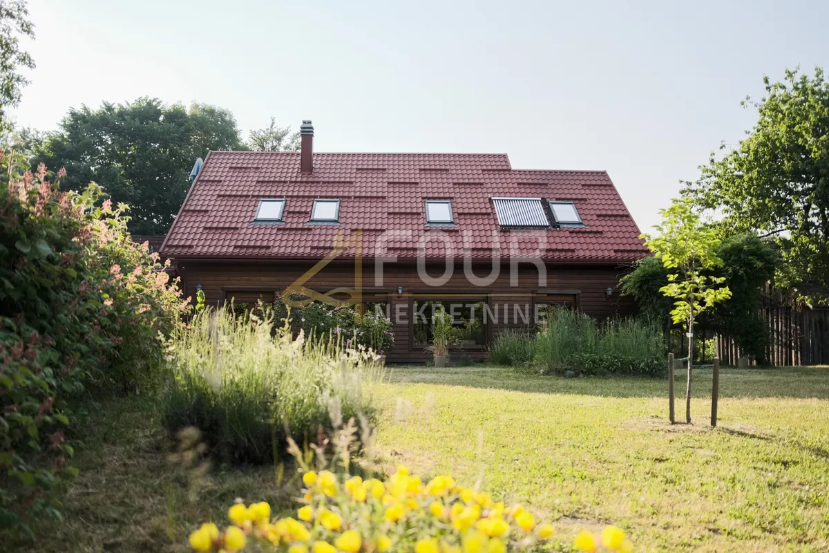 Kuća - Brod Moravice, 330m2