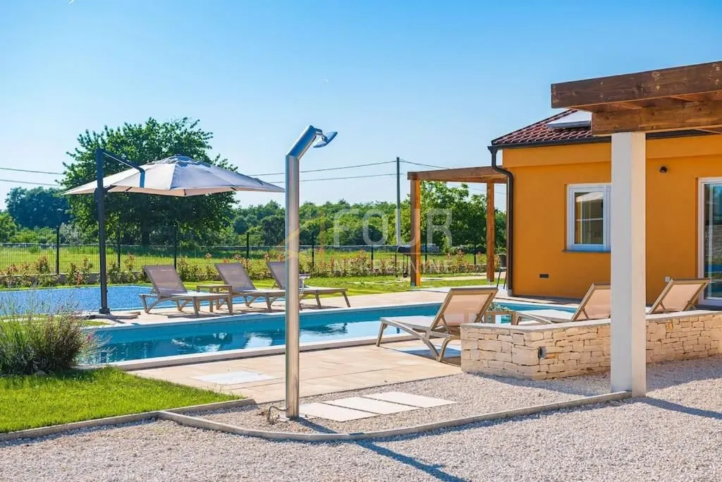 Kuća - Svetvinčenat, 170m2