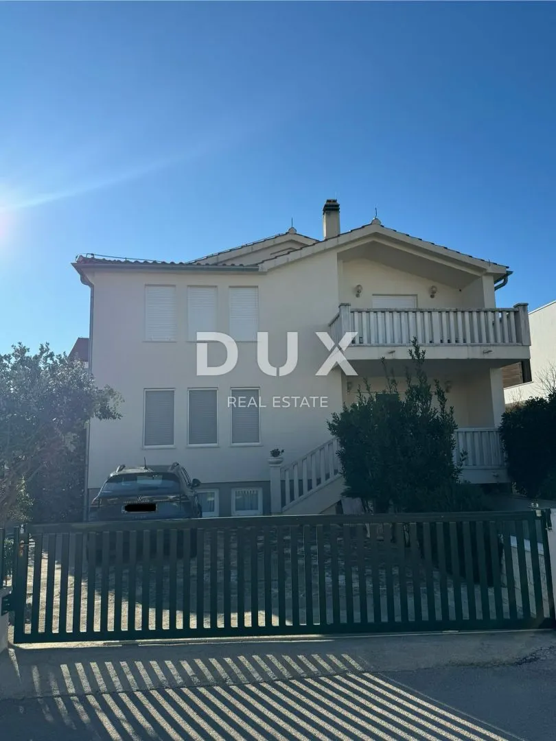 Kuća - Vodice, 370m2