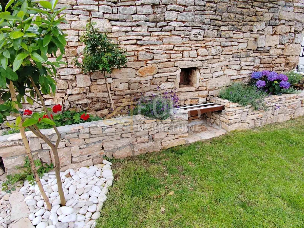 Kuća - Vodnjan, 69m2