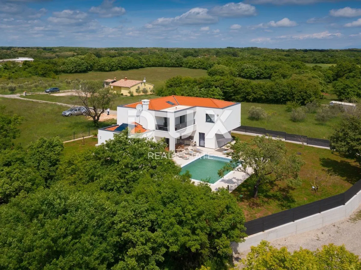 Kuća - Marčana, 180m2