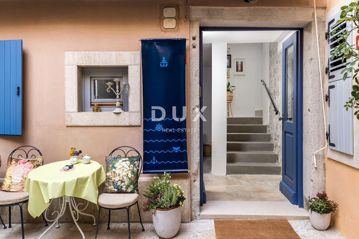 Poslovni Prostor - Rovinj, 185m2