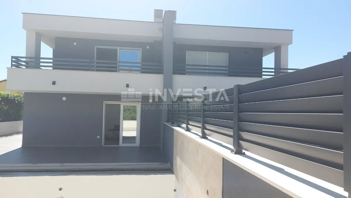 Kuća - Novigrad, 115m2