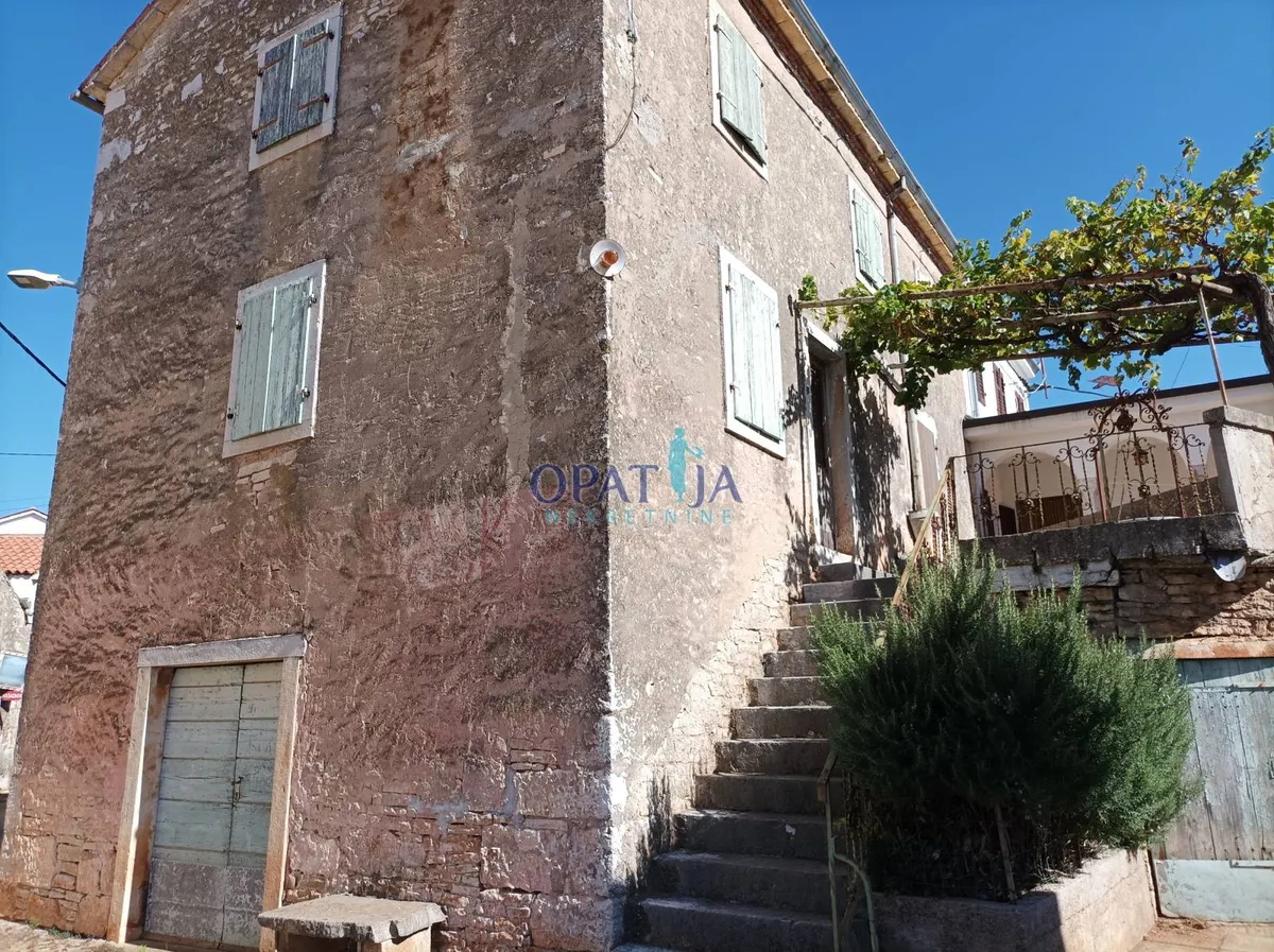 Kuća - Višnjan, 170m2