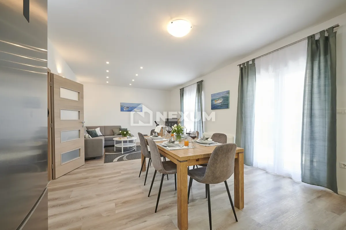 Kuća - Trogir, 240m2