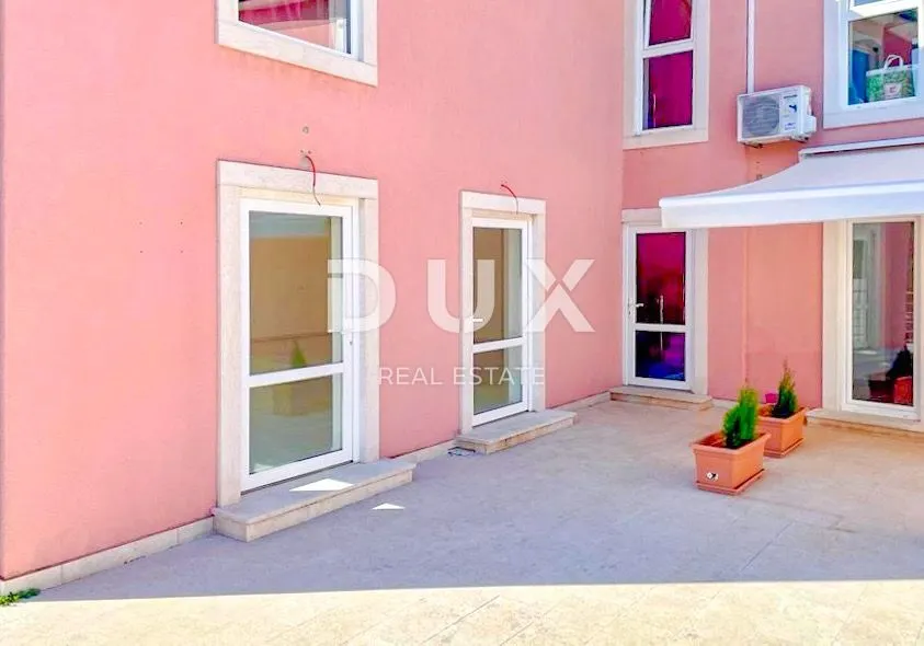 Poslovni Prostor - Novigrad, 95.18m2