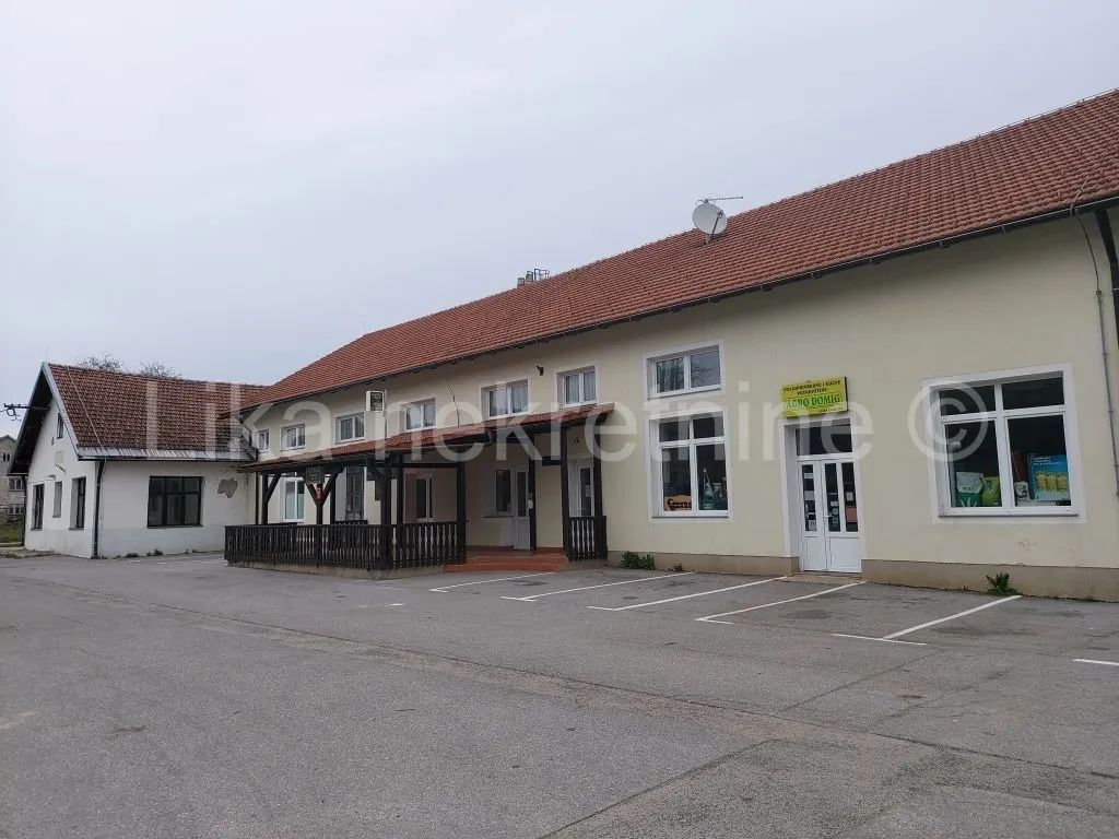 Poslovni Prostor - Ličko Lešće, Otočac, 600m2