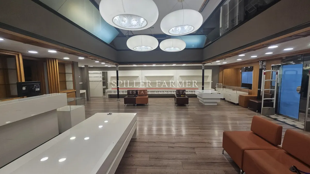 Poslovni Prostor - Donji grad, Zagreb, 127m2