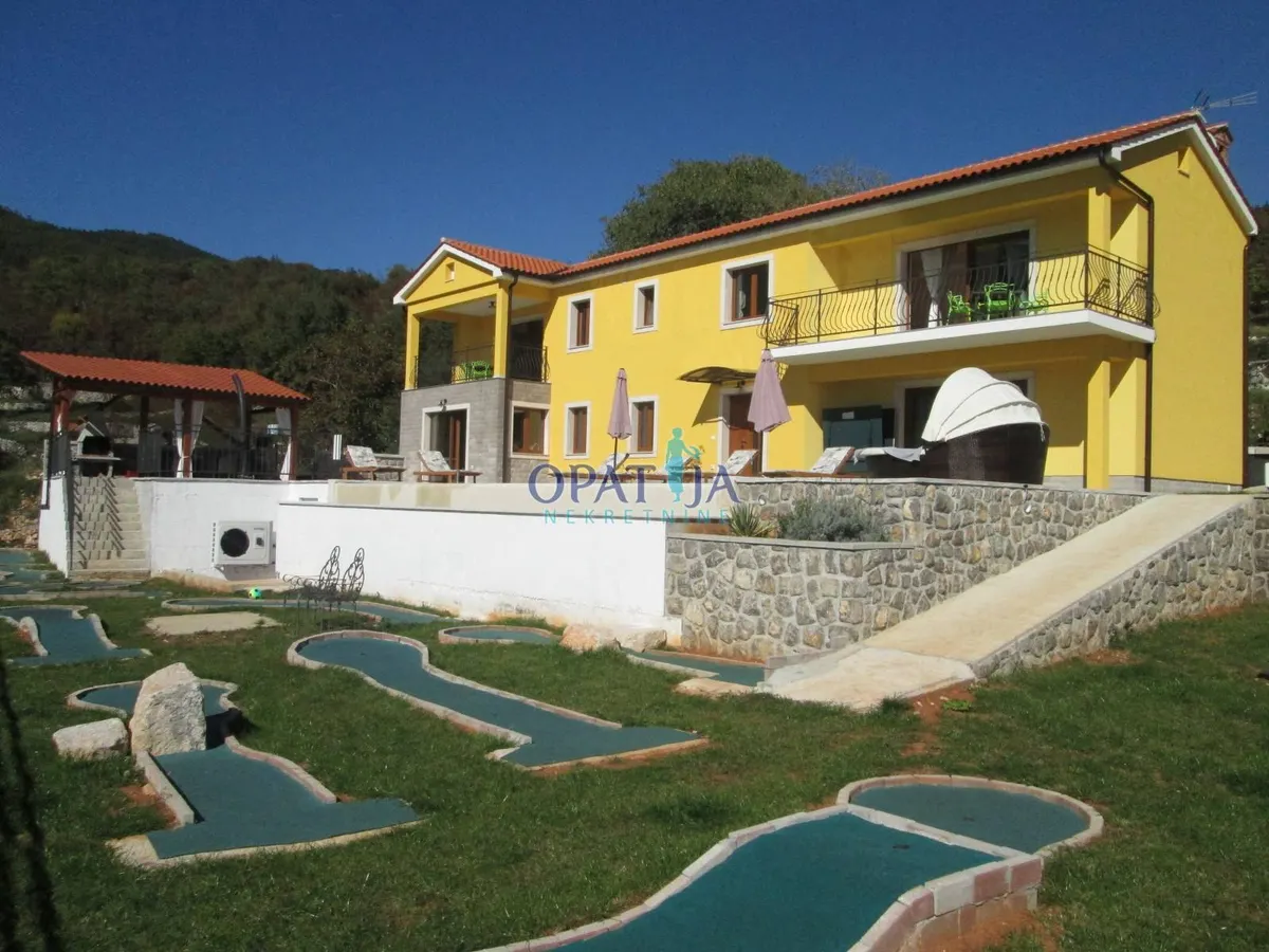 Kuća - Mošćenička Draga, 250m2