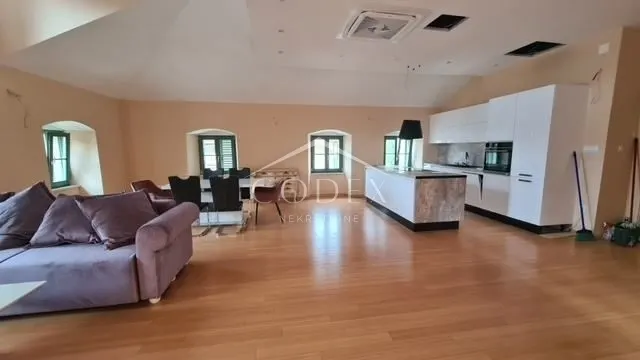 Apartment - Opatija, 185m2