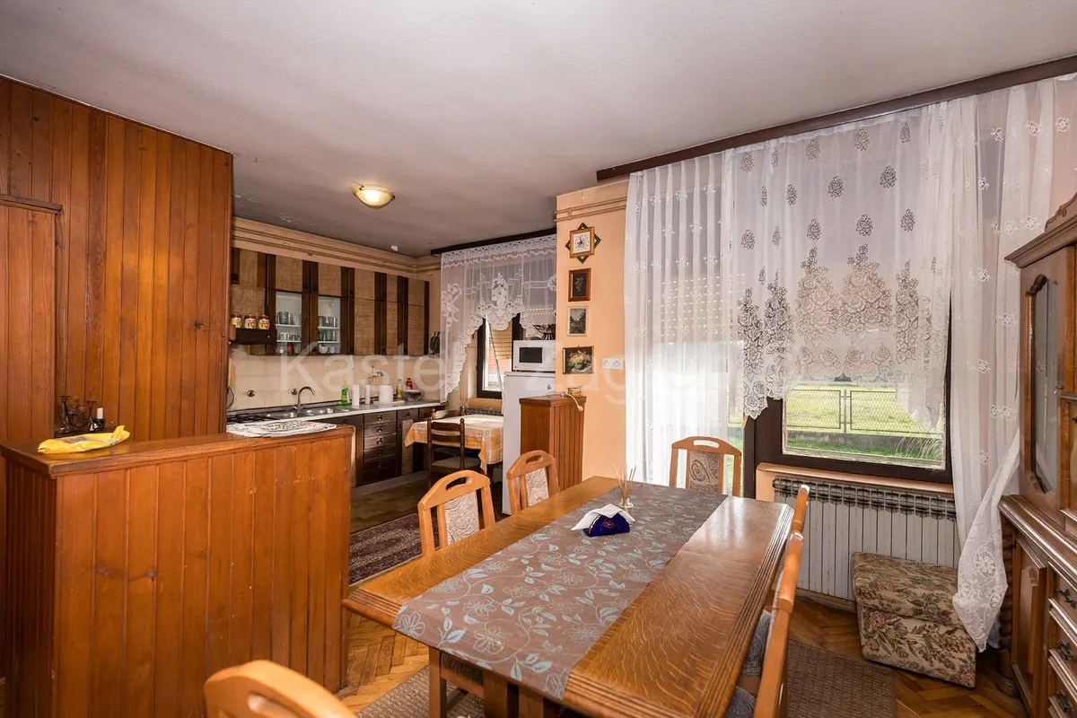 House - Rugvica, 175m2
