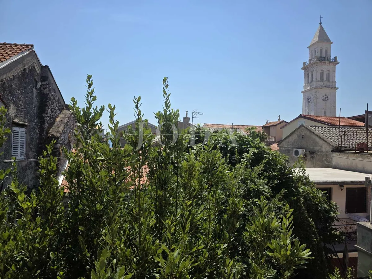 Kuća - Novi Vinodolski, 120m2