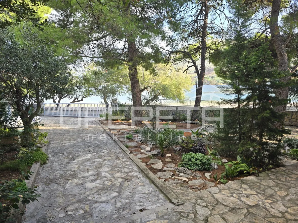 Kuća - Donji Banovci, Grebaštica, Grebaštica, 125m2