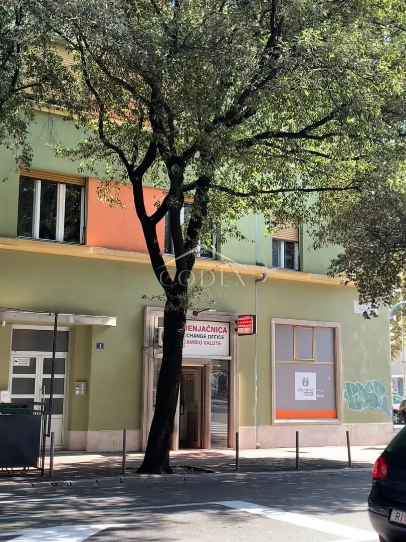 Poslovni Prostor - Rijeka, 17m2