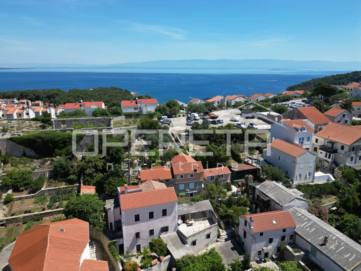 Kuća - Kaštel, Mali Lošinj, Mali Lošinj, 142m2