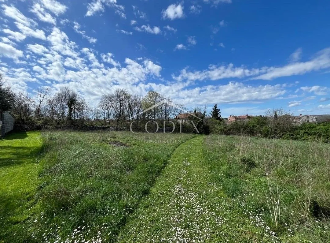 Zemljište - Marčana, 824m2