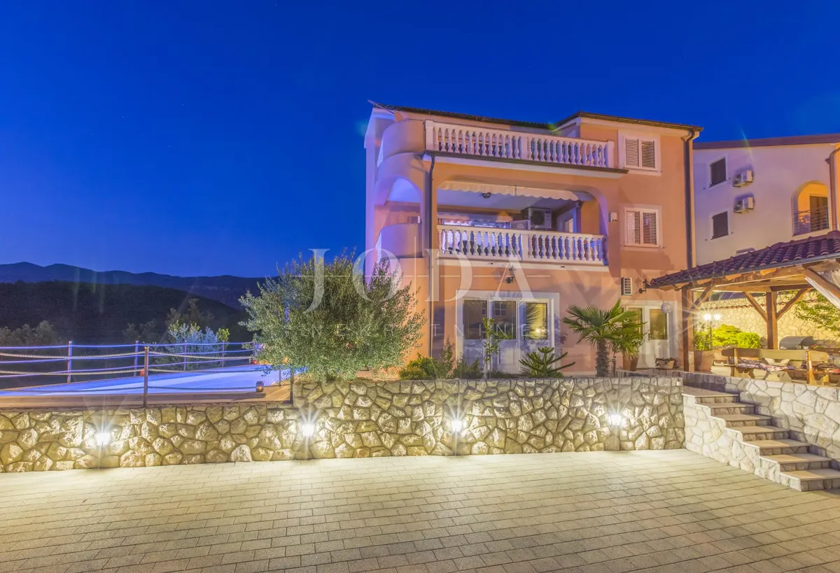 Kuća - Crikvenica, 440m2