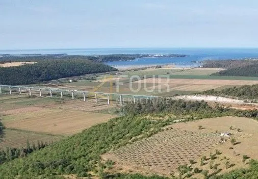 Zemljište - Brtonigla, 650m2