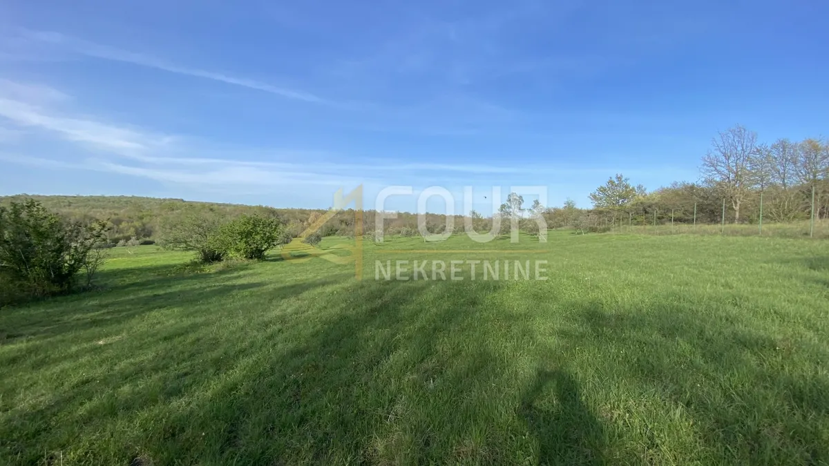Zemljište - Kanfanar, 13301m2