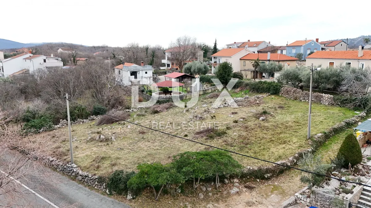 Zemljište - Vrbnik, 931m2