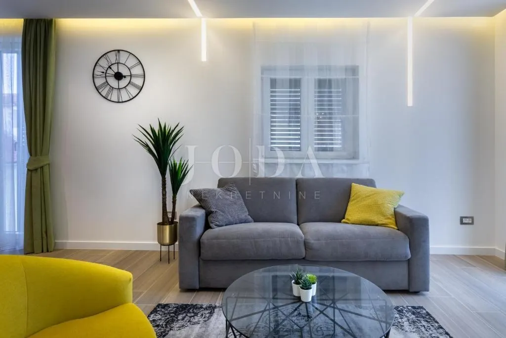 Stan - Zadar, 65m2