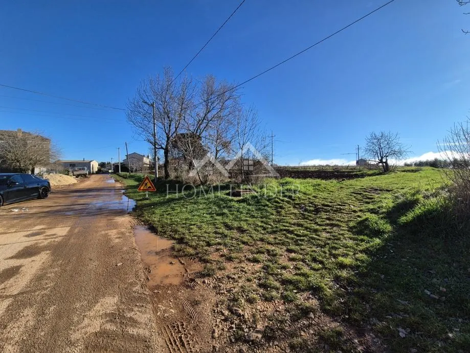 Zemljište - Kaštelir-Labinci, 1180m2