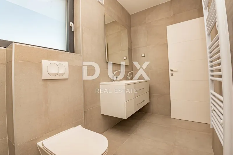 Kuća - Vodice, 140m2