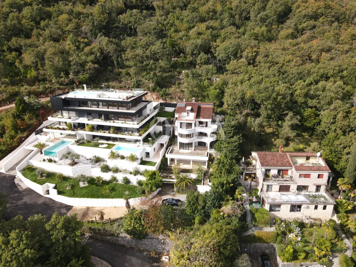 Apartment - Opatija, 276m2