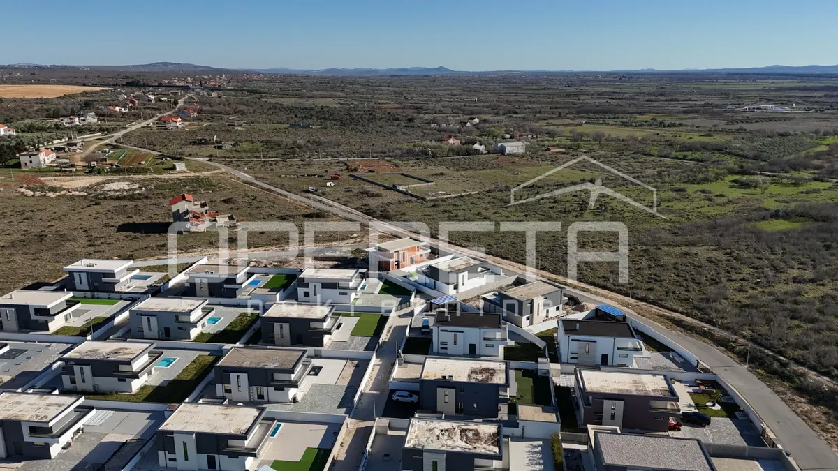 Land - Gornji Zemunik Ulica II, Zemunik Donji, Zemunik Donji, 1669m2