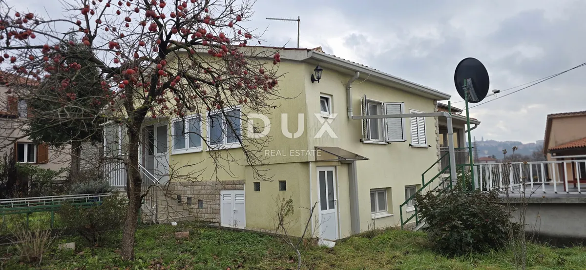 House - Labin, 240m2