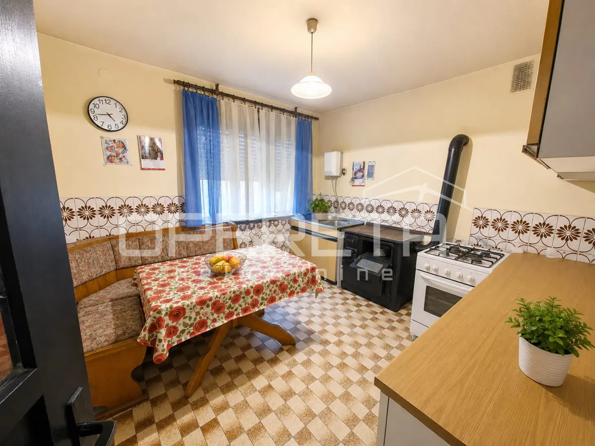House - Martinska Ves, Sisak, Sisak, 360m2