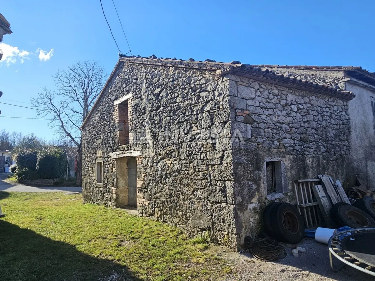 Kuća - Buzet, 135m2