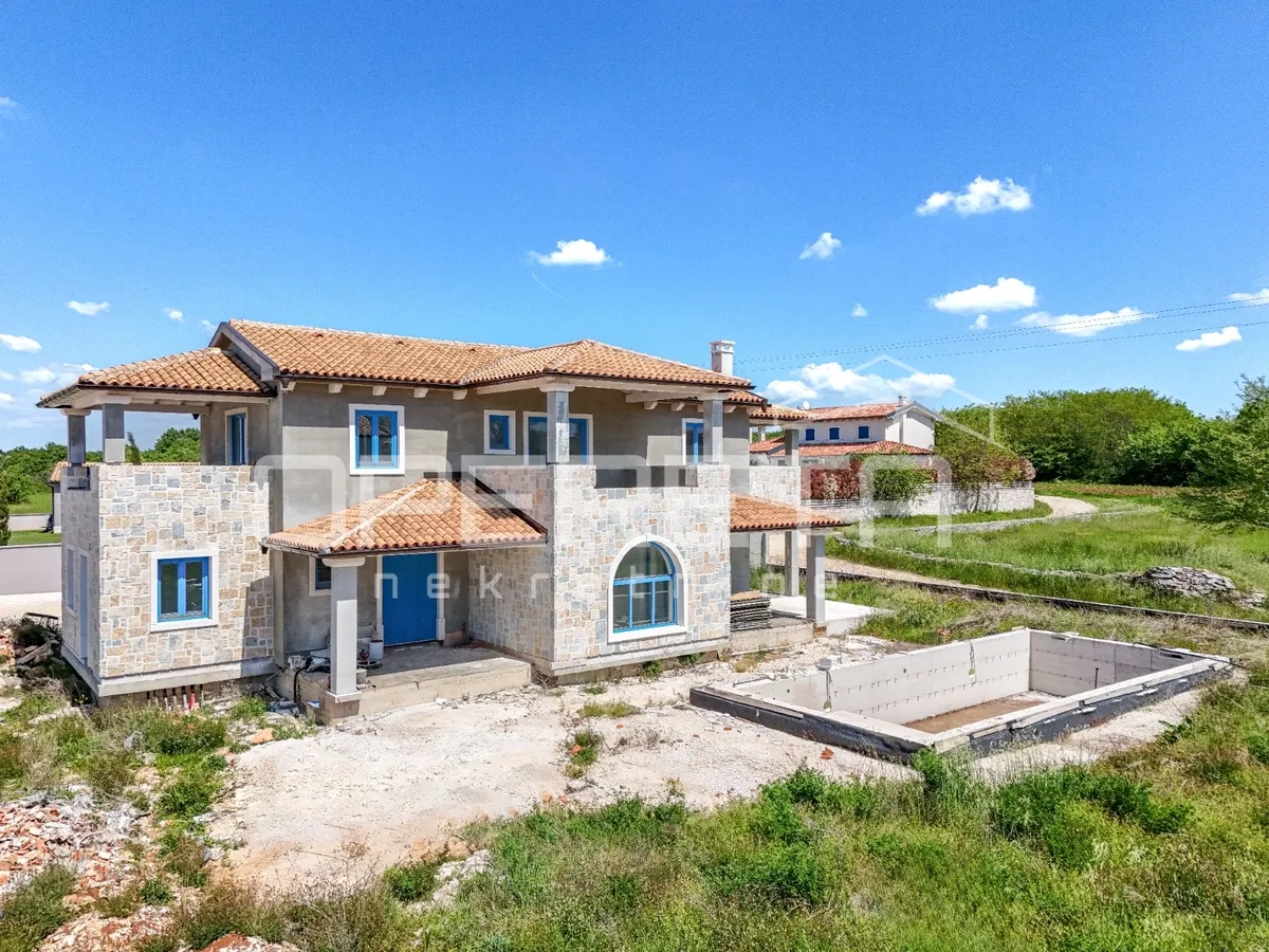Kuća - Kanfanar, Kanfanar, Kanfanar, 215m2