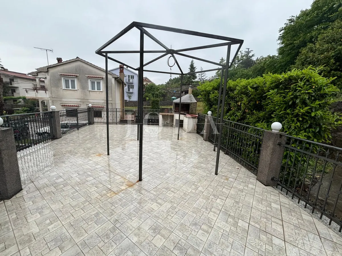 House - Rijeka, 204.55m2