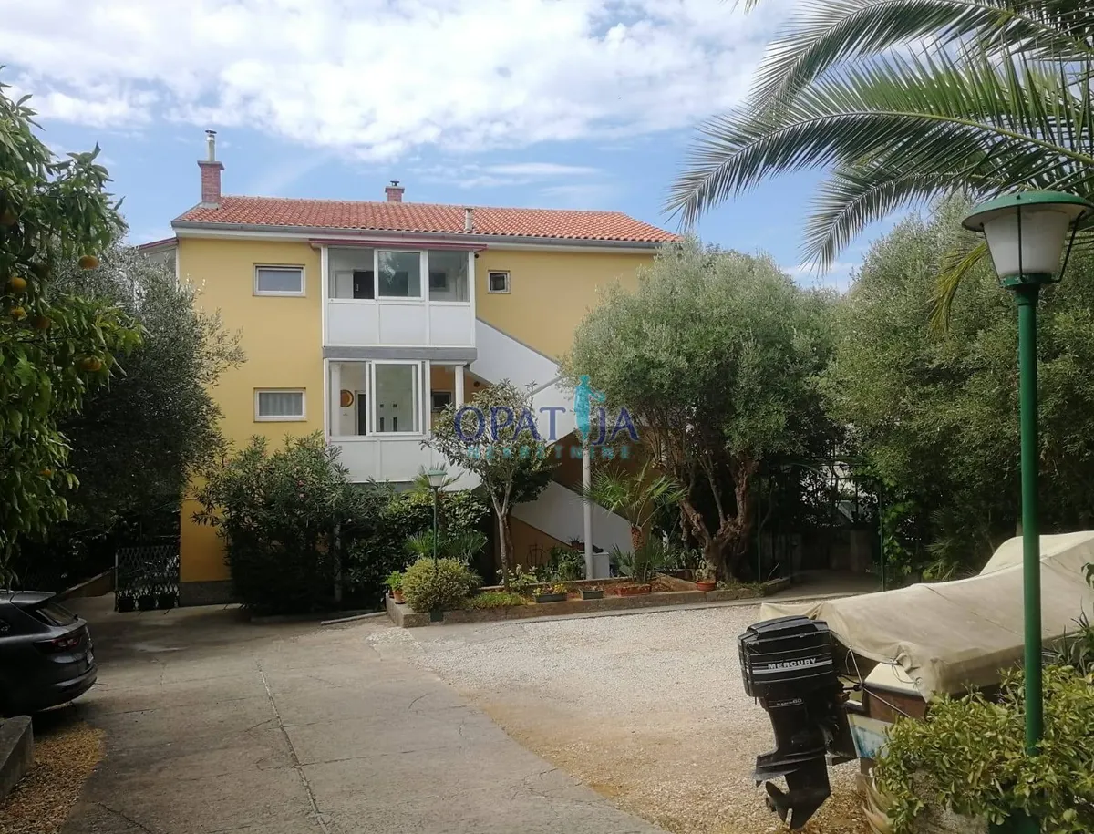 Kuća - Mali Lošinj, 300m2