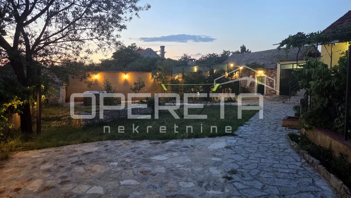 House - Lozovac, Šibenik okolica, Šibenik, 147m2