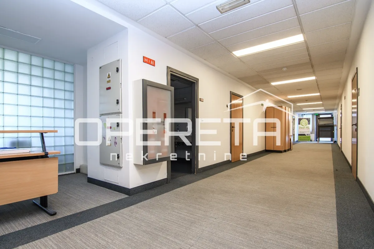 Ured - Ulica grada Vukovara, Trnje, Zagreb, 1520m2