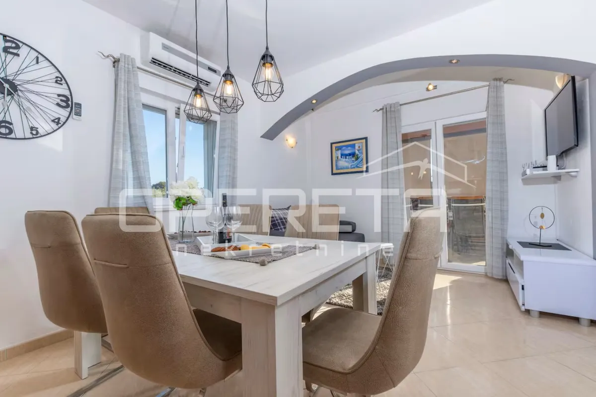 House - Zečevo Rogozničko, Rogoznica, Rogoznica, 250m2