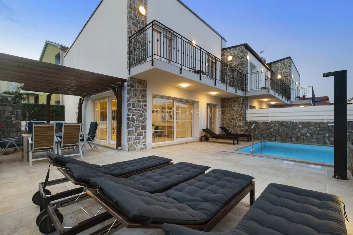 House - Krk, 121m2