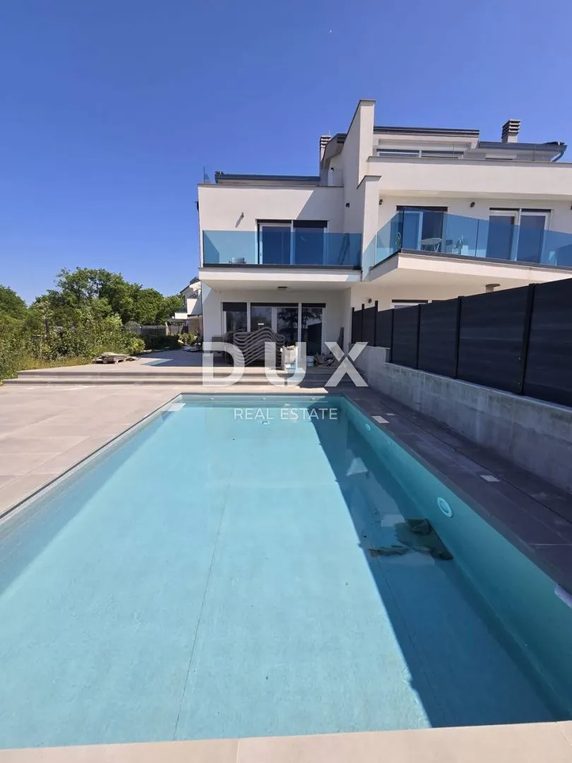 Kuća - Poreč, 254.6m2