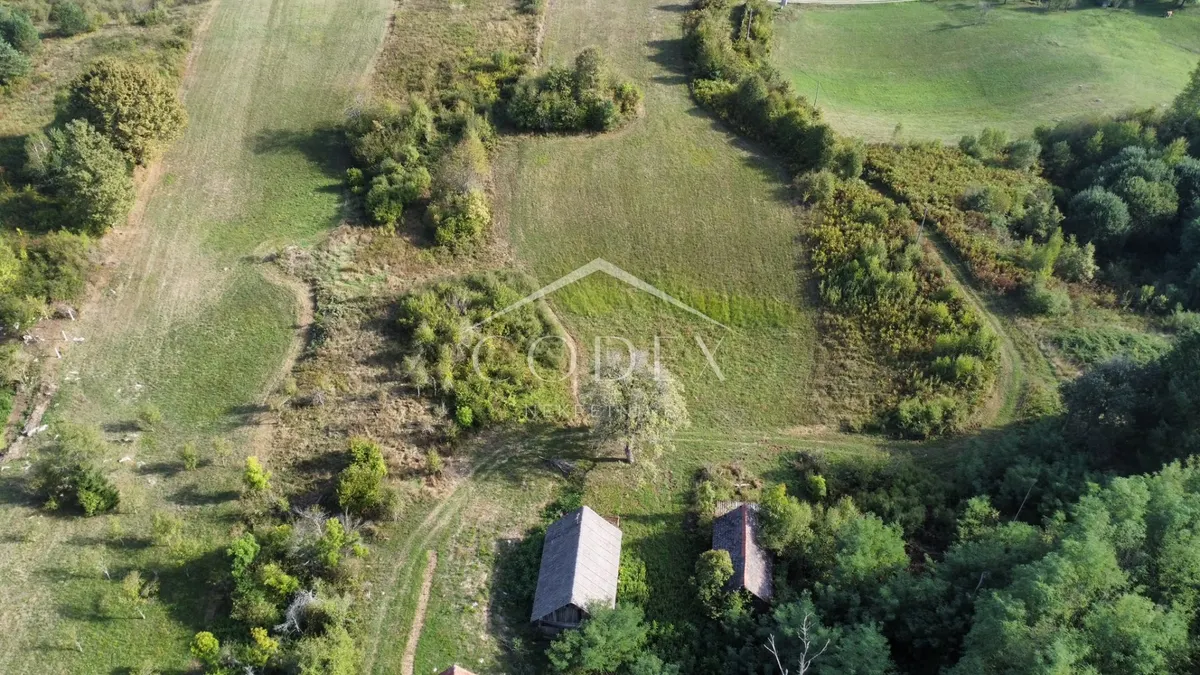House - Barilovići, 16354m2