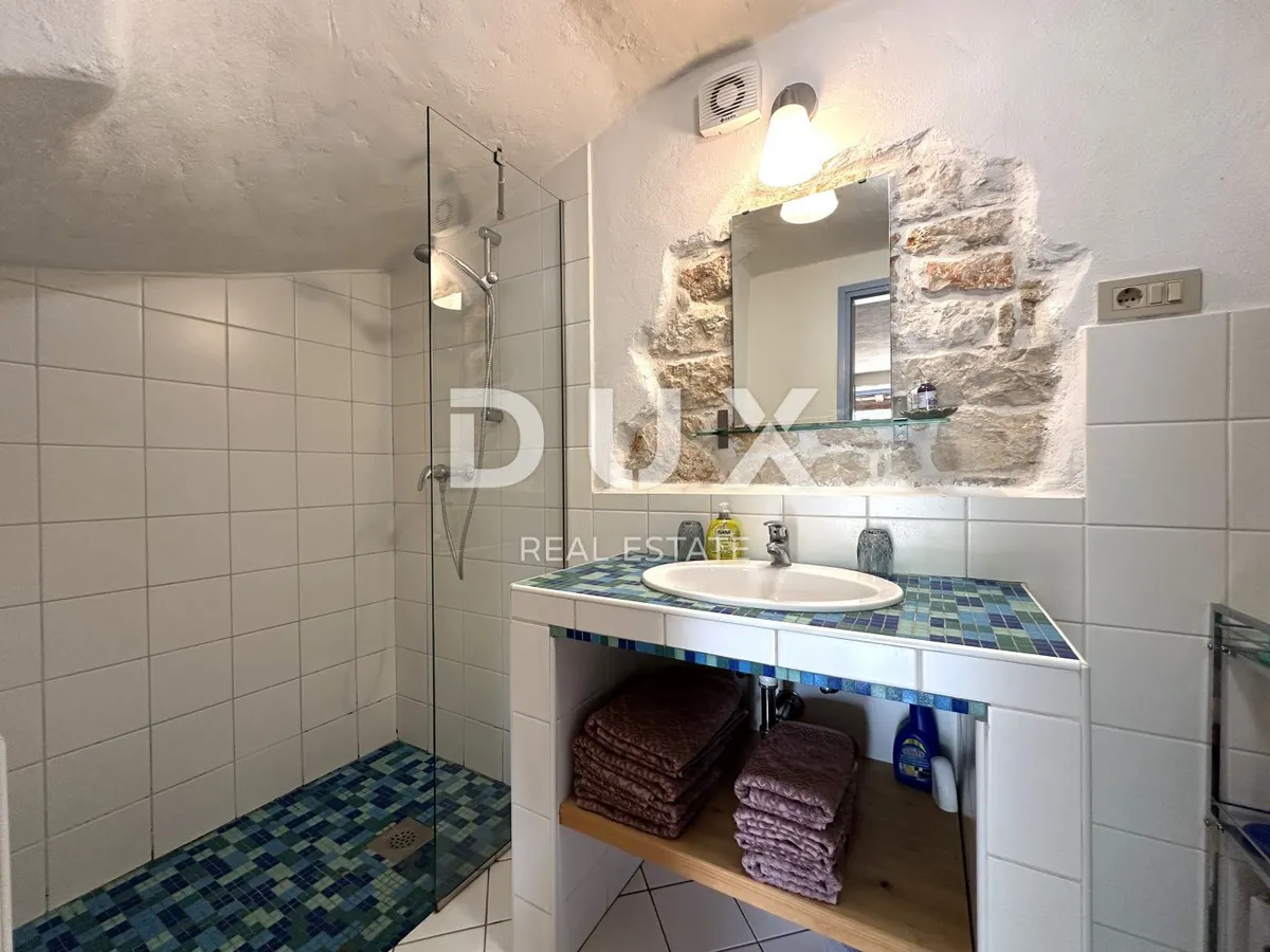 Kuća - Poreč, 281m2