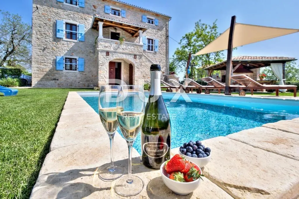 Kuća - Umag, 180m2