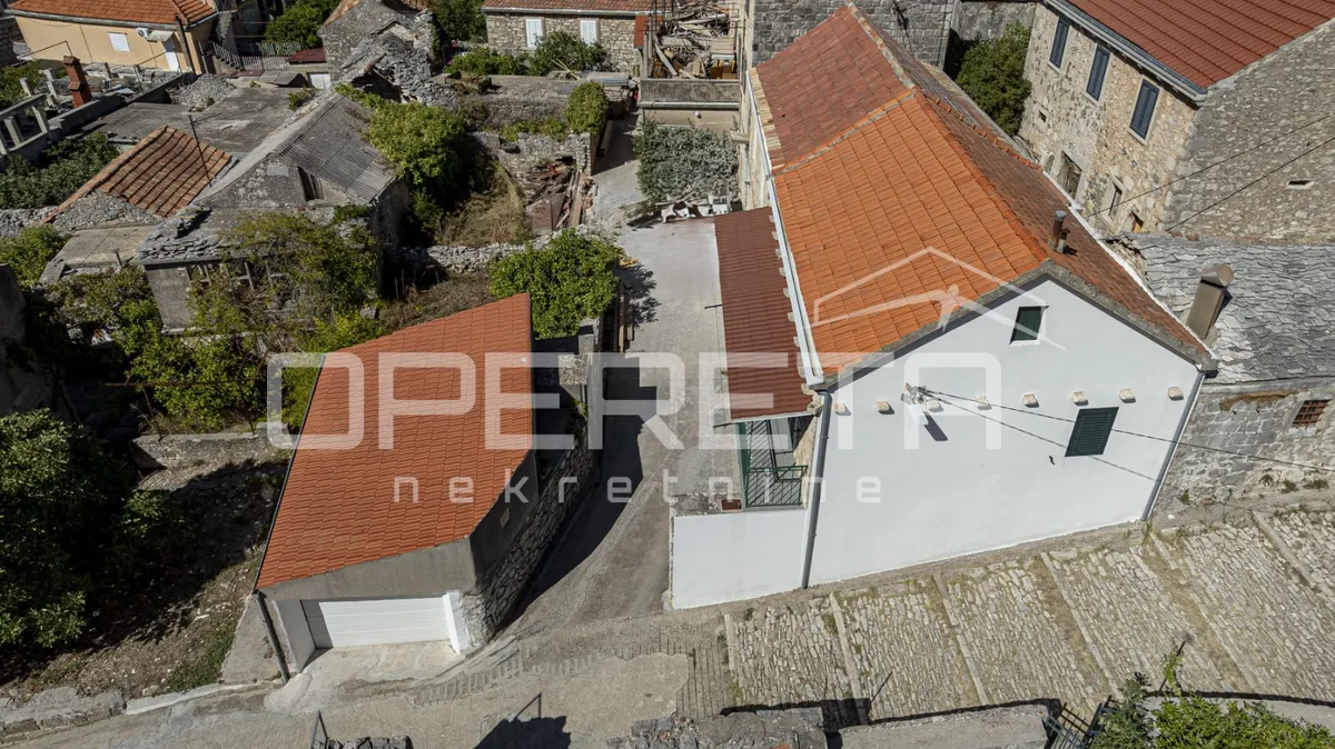 Kuća - Blato, Blato, Blato, 70m2