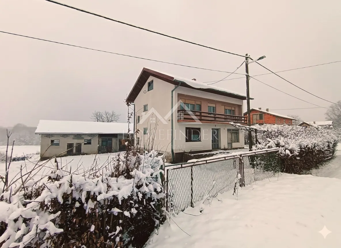 Kuća - Karlovac - Okolica, 360m2