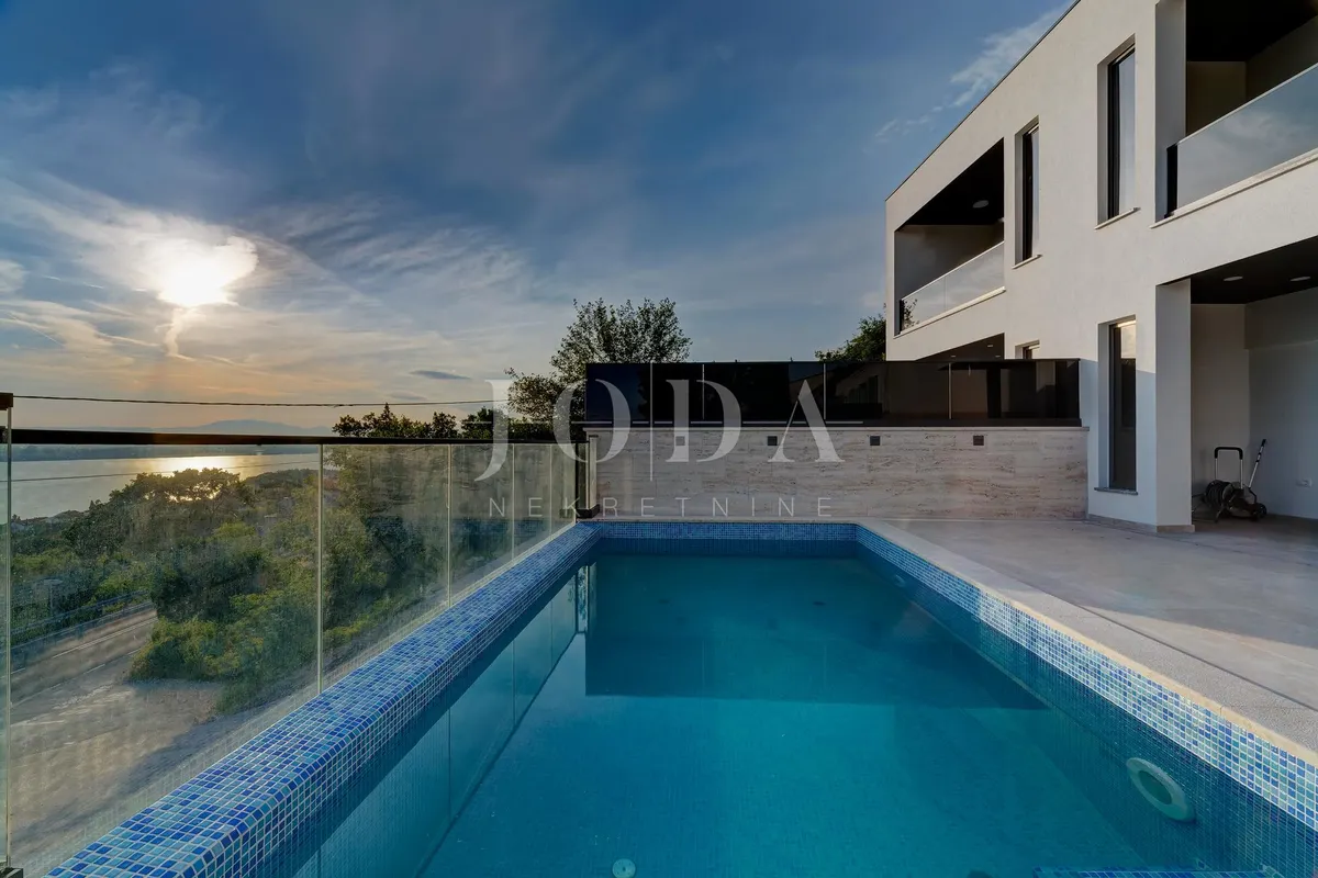 Kuća - Crikvenica, 217m2